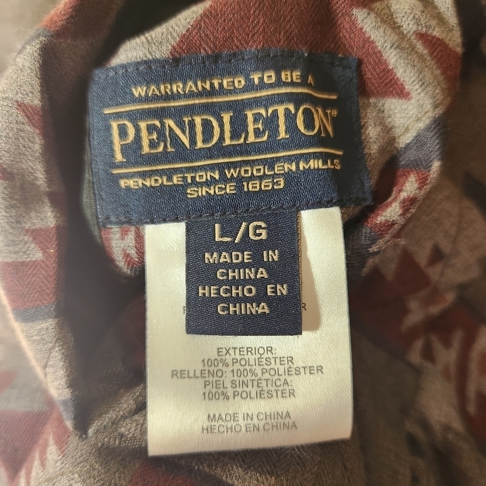 Pendleton Womens Reversible Aztec Print/Faux Fur … - image 8